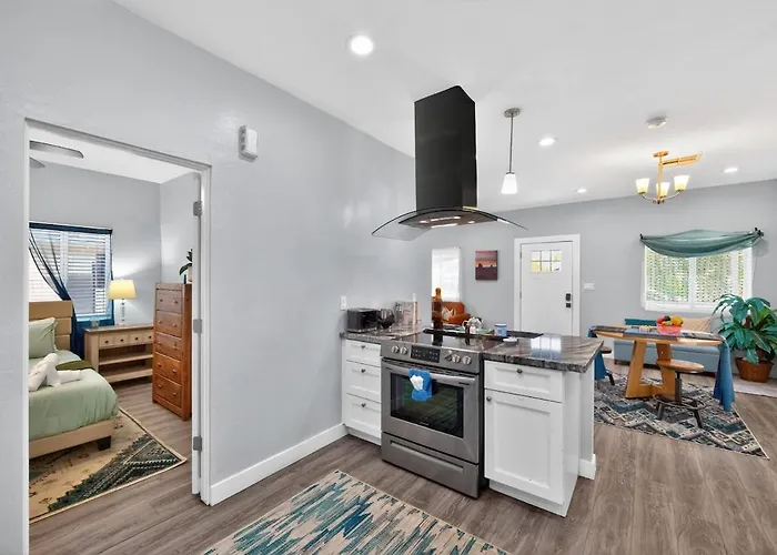 Lux Mins To Chase Field Banner Med Valleywise Holiday home *